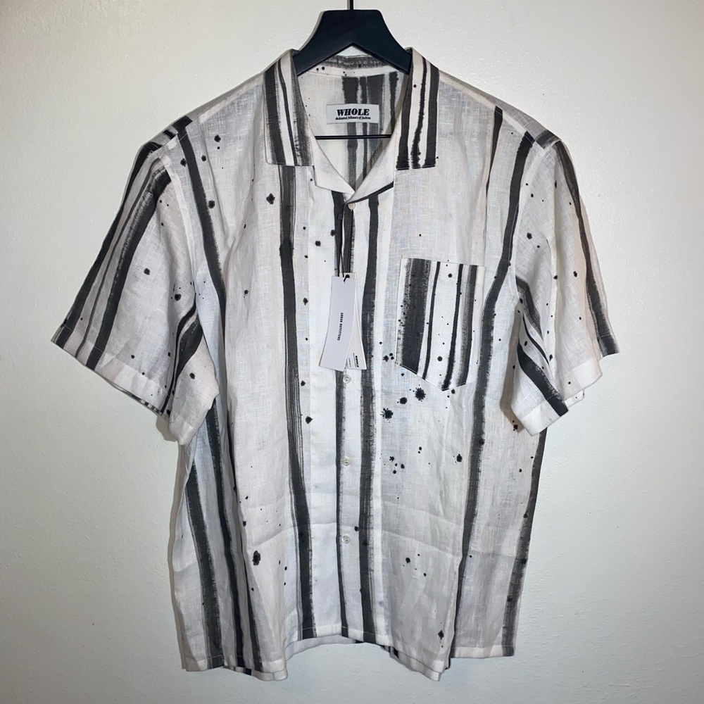 NWT Urban Outfitter’s White Collard Button-Down With Grey & Black Stripes & Dots